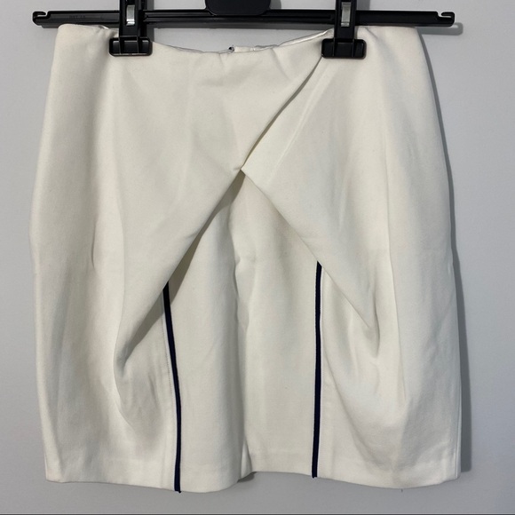 ICB Pleated White Skirt with Navy Piping - Picture 1 of 6